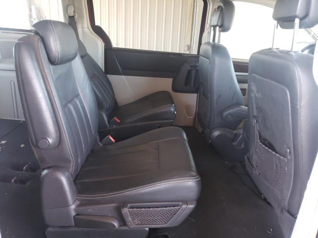 2010 CHRYSLER TOWN & COU 2A4RR8DX1AR361452