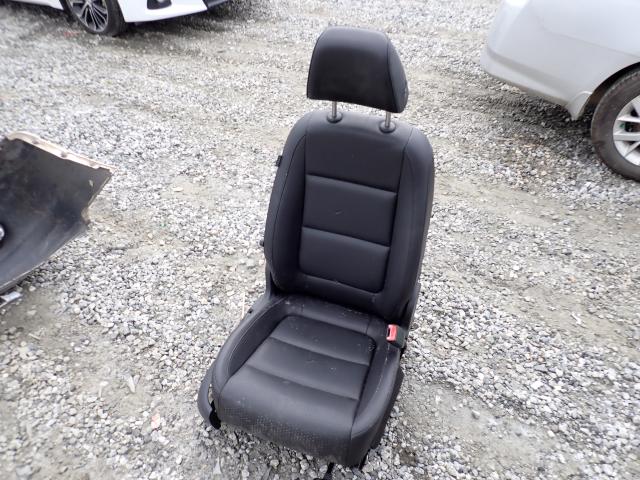 2010 VOLKSWAGEN TIGUAN S WVGAV7AX2AW003020