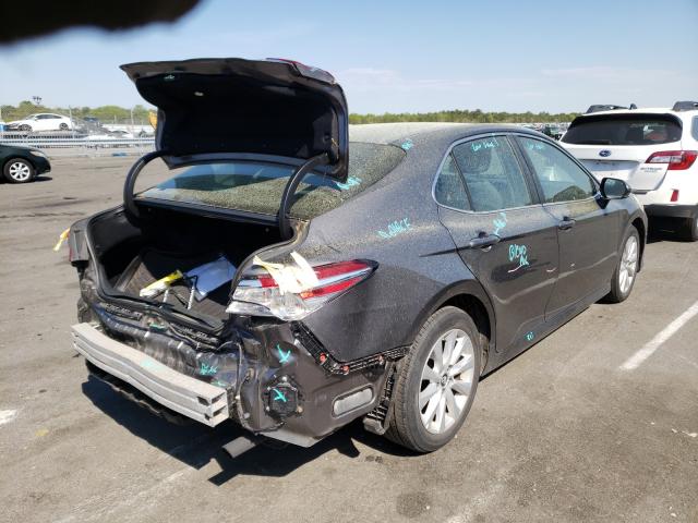 2018 TOYOTA CAMRY L 4T1B11HK1JU551612