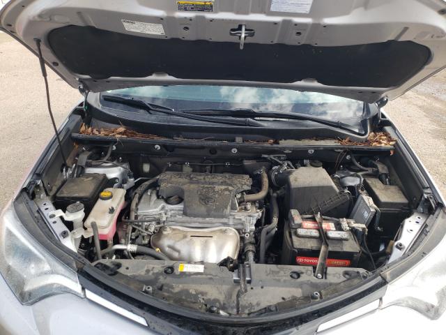 2016 TOYOTA RAV4 XLE 2T3WFREV7GW289840