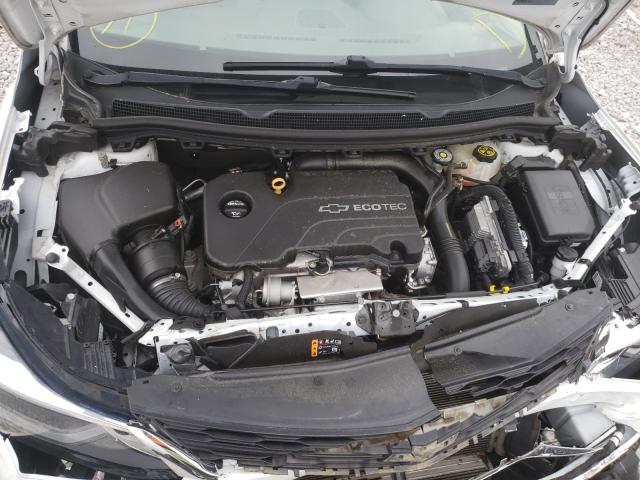 2018 CHEVROLET CRUZE LT 1G1BE5SM1J7144620
