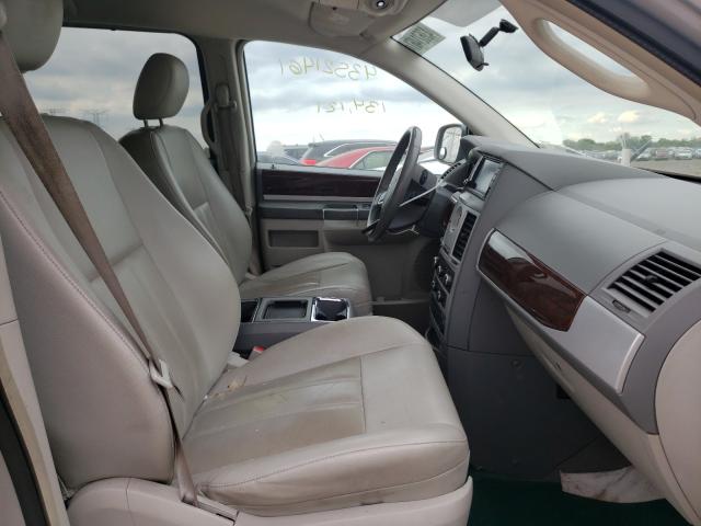 2010 CHRYSLER TOWN & CNT 2A4RR5D13AR172473