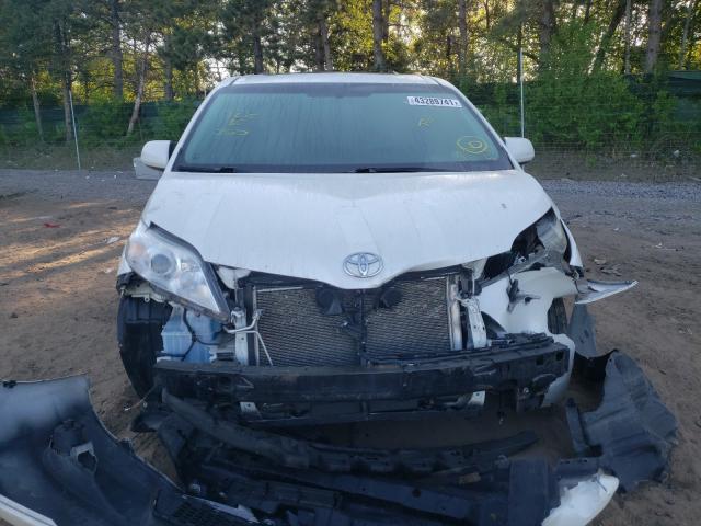 2016 TOYOTA SIENNA XLE 5TDYK3DC3GS712626