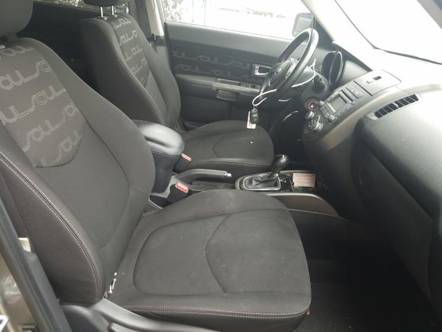 2013 KIA SOUL + KNDJT2A64D7578545