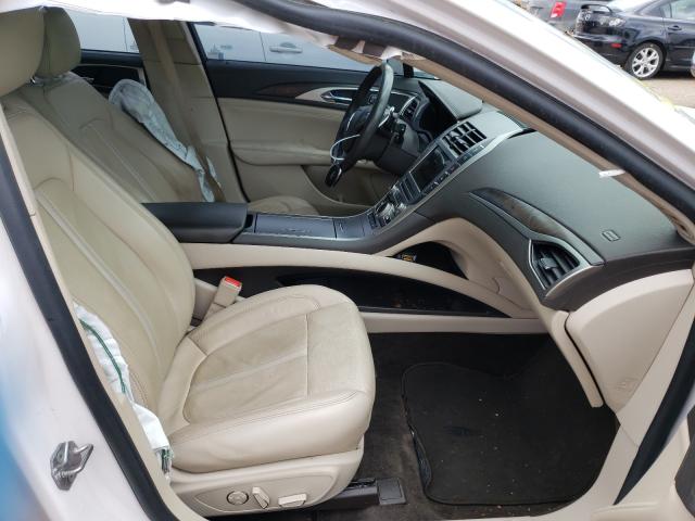 2017 LINCOLN MKZ RESERV 3LN6L5E96HR624110