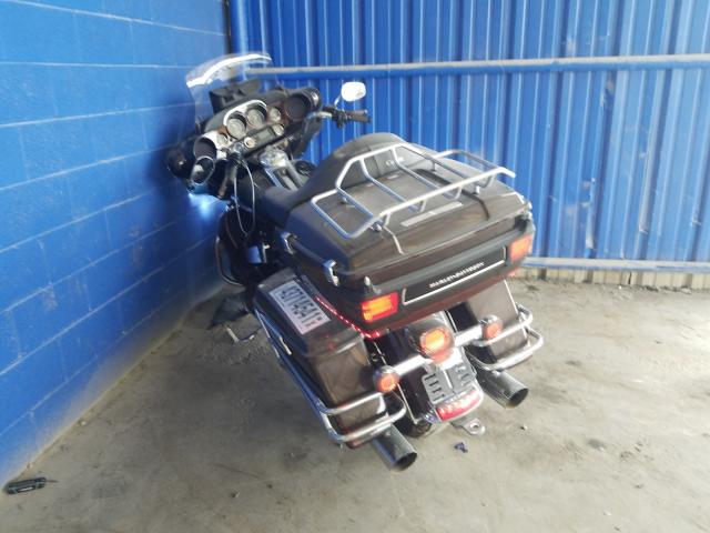 2011 HARLEY-DAVIDSON FLHTK 1HD1KEM17BB674571