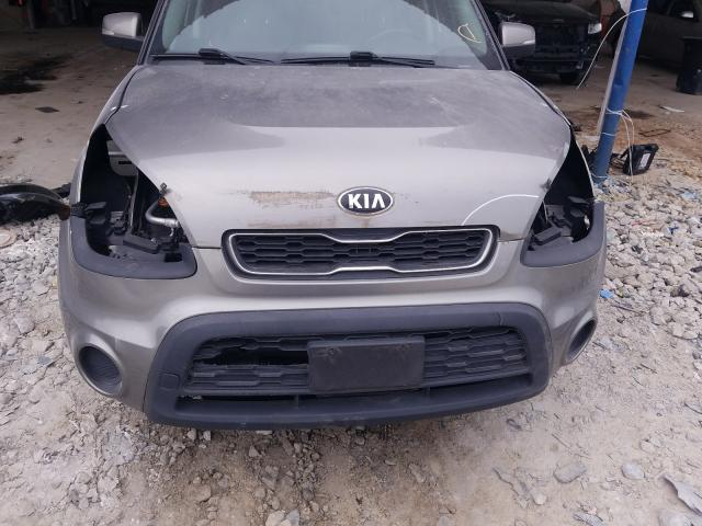 2013 KIA SOUL + KNDJT2A64D7578545