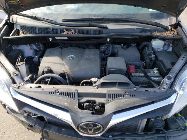 2019 TOYOTA SIENNA LE 5TDKZ3DC7KS019794