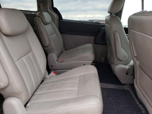 2010 CHRYSLER TOWN & CNT 2A4RR5D13AR172473