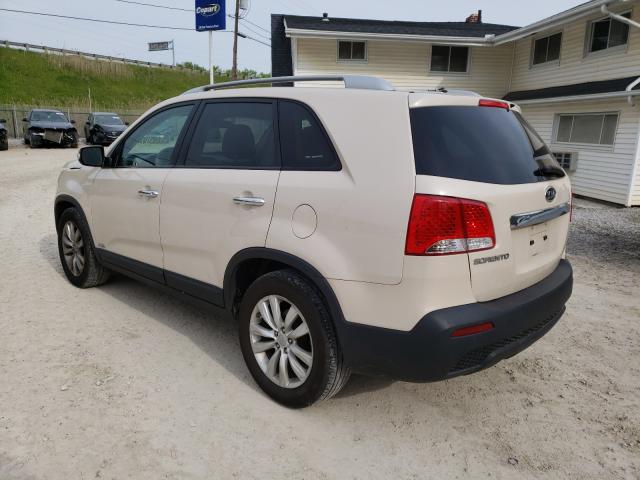 2011 KIA SORENTO 5XYKTDA25BG083381