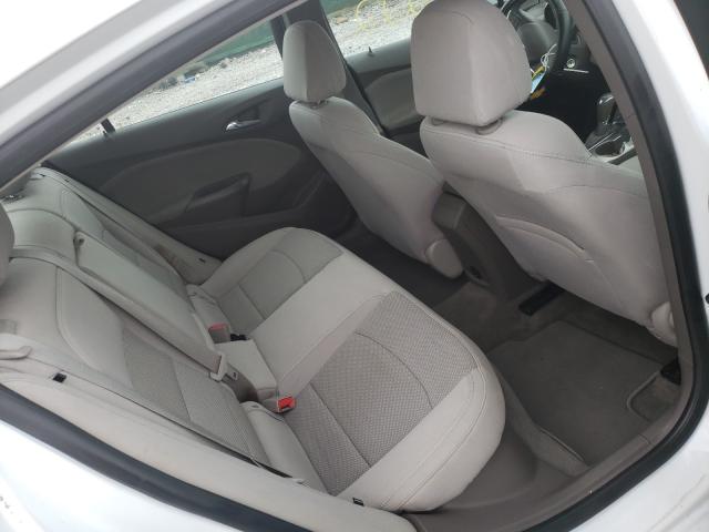 2018 CHEVROLET CRUZE LT 1G1BE5SM1J7144620