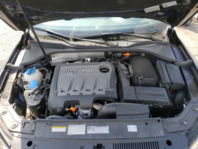 2013 VOLKSWAGEN PASSAT SE 1VWBN7A30DC129353