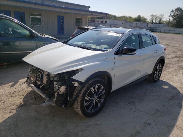2017 INFINITI QX30 BASE SJKCH5CR4HA034751