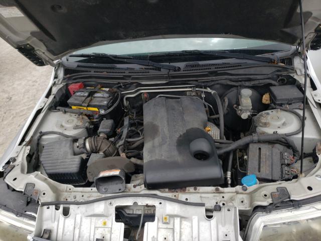 2010 SUZUKI GRAND VITA JS3TE0D74A4100006