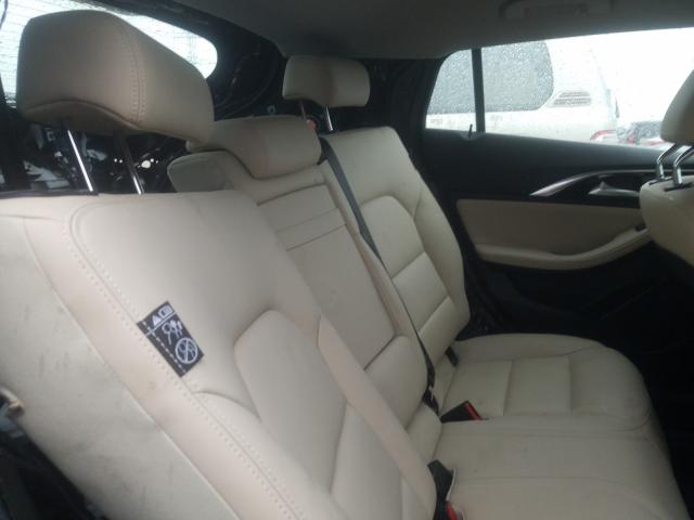 2018 INFINITI QX30 BASE SJKCH5CR2JA048458