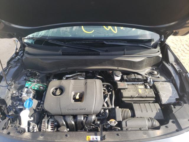 2021 KIA SELTOS S KNDEU2AA3M7159301