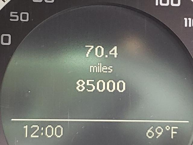 2010 MERCEDES-BENZ C 63 AMG WDDGF7HB9AF385428