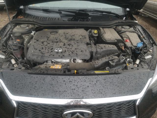 2018 INFINITI QX30 BASE SJKCH5CR2JA048458