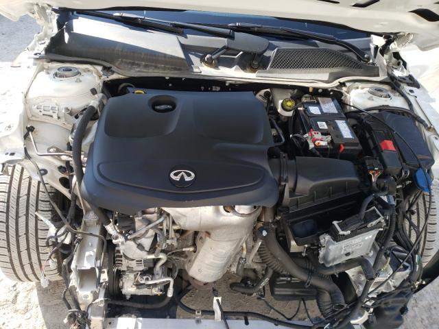 2017 INFINITI QX30 BASE SJKCH5CR4HA034751