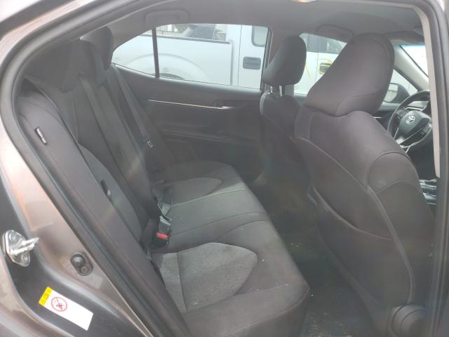 2018 TOYOTA CAMRY L 4T1B11HK4JU072195