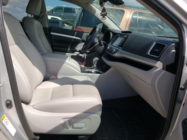 2019 TOYOTA HIGHLANDER 5TDKZRFH4KS367578