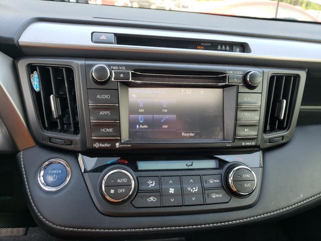 2018 TOYOTA RAV4 HV LE JTMRJREV8JD191979