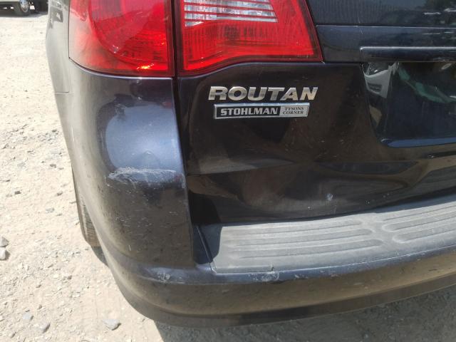 2010 VOLKSWAGEN ROUTAN SEL 2V4RW5DX2AR325093
