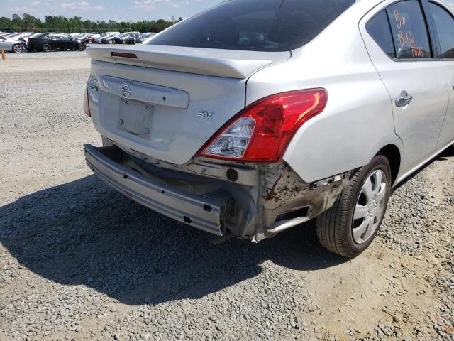 2017 NISSAN VERSA S 3N1CN7AP2HK469519