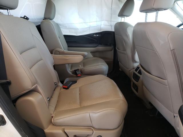 2018 HONDA PILOT ELIT 5FNYF6H01JB019555