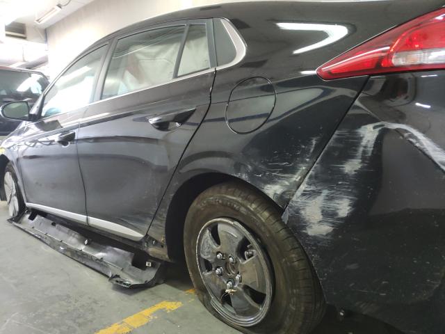 2020 HYUNDAI IONIQ SE KMHC75LC4LU239796