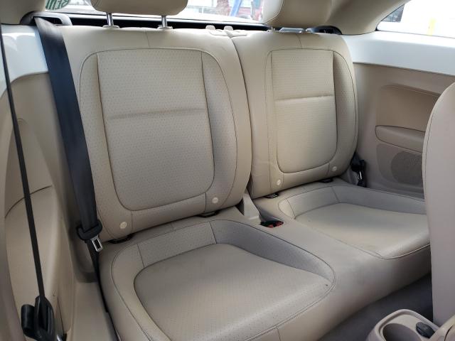 2016 VOLKSWAGEN BEETLE SE 3VWJ17AT7GM614924