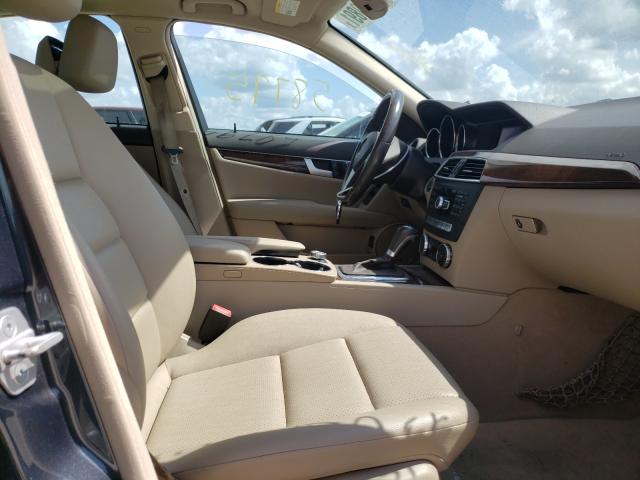 2014 MERCEDES-BENZ C250 WDDGF4HB5EG240546