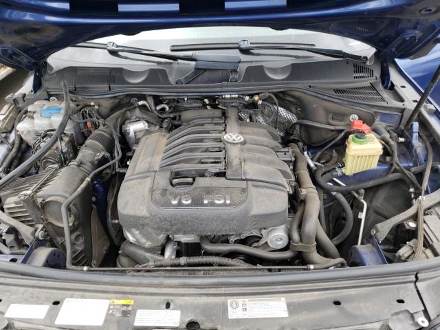 2017 VOLKSWAGEN TOUAREG WO WVGRF7BP5HD001878