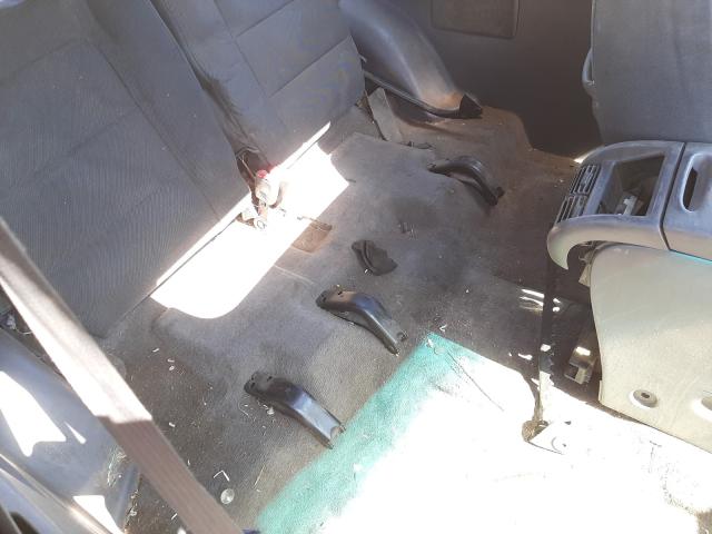 2002 Ford Explorer Sport VIN: 1FMYU70E12UC01991 Lot: 50923121