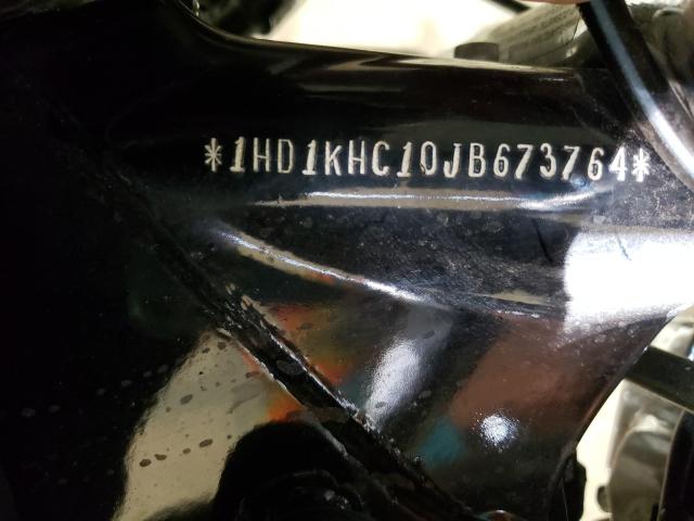 2018 HARLEY-DAVIDSON FLTRX ROAD 1HD1KHC10JB673764