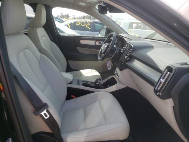 2019 VOLVO XC40 T5 MO YV4162UK3K2096172