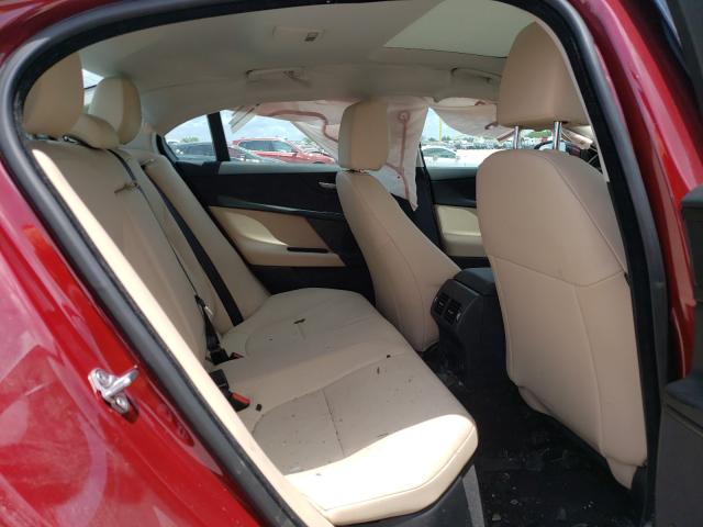 2017 JAGUAR XE SAJAR4BG1HA977134