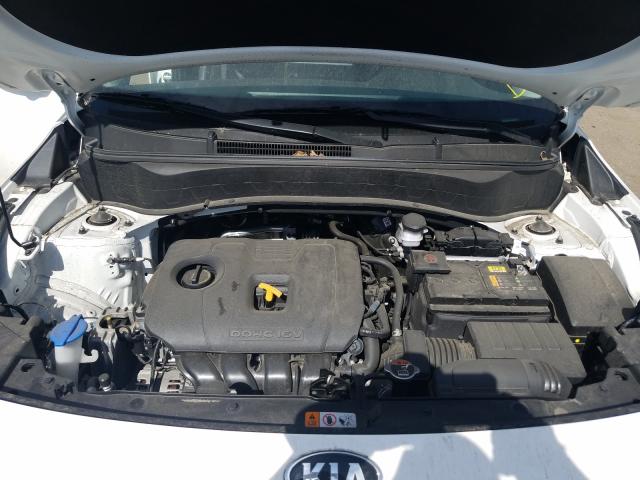 2021 KIA SELTOS S KNDEUCAA2M7041083
