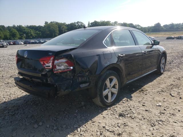 2015 VOLKSWAGEN PASSAT S 1VWAT7A37FC080656