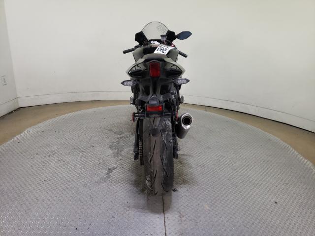 2021 YAMAHA YZFR1 JYARN66EXMA001117