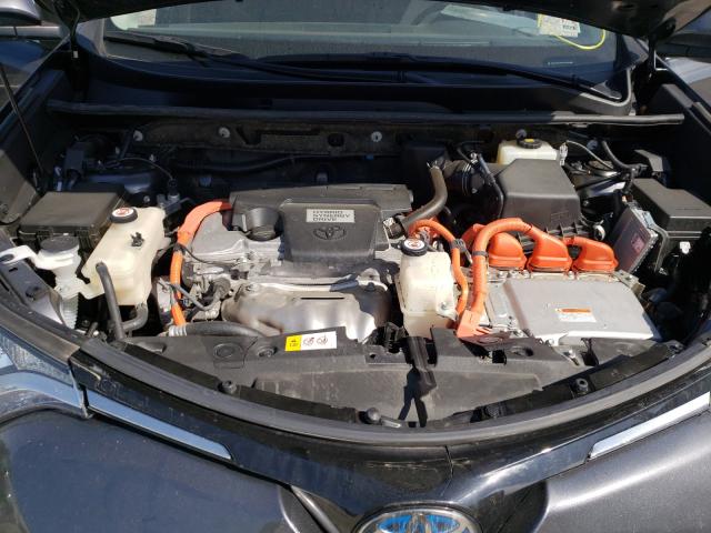 2017 TOYOTA RAV4 HV LE JTMRJREV9HD105783