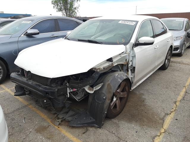 2013 VOLKSWAGEN PASSAT SE 1VWBP7A33DC092177