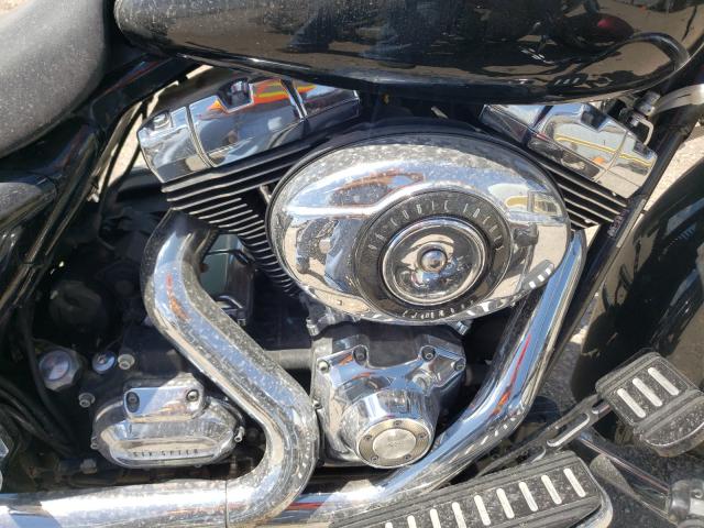 2010 HARLEY-DAVIDSON FLH 1HD1KB410AB641022