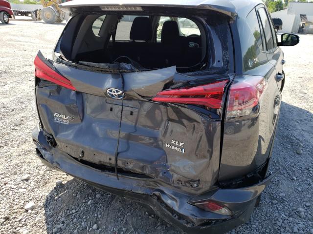 2017 TOYOTA RAV4 HV LE JTMRJREV9HD105783