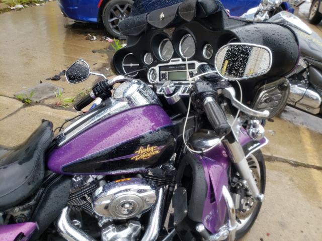 2011 HARLEY-DAVIDSON FLHTCU 1HD1FC414BB613803