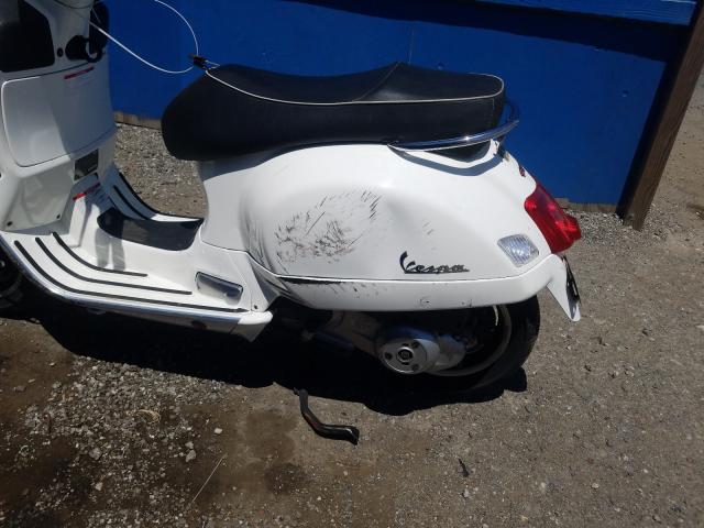 2010 VESPA GTS 300 SU ZAPM459LXA5700904