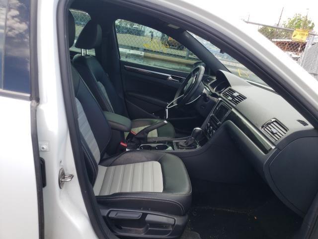 2018 VOLKSWAGEN PASSAT GT 1VWJM7A33JC050575