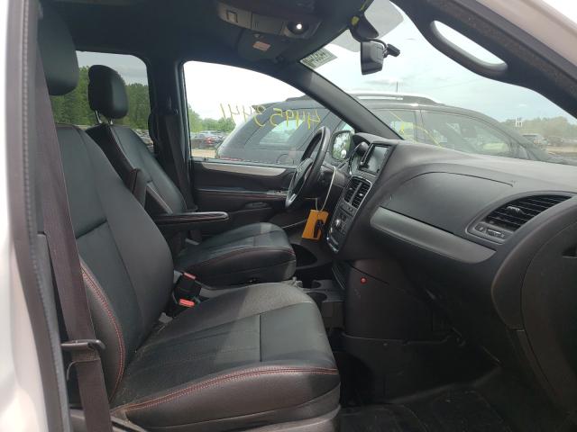 Мінівени DODGE CARAVAN 2016 Білий