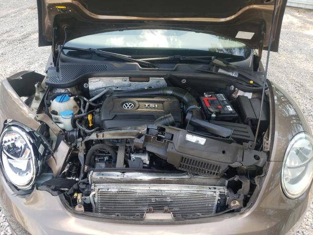 2016 VOLKSWAGEN BEETLE SE 3VWJ17AT6GM606118
