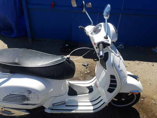 2010 VESPA GTS 300 SU ZAPM459LXA5700904